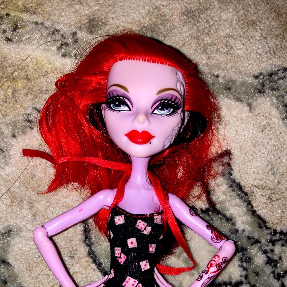Dance class operetta doll